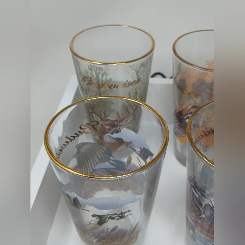 Budweiser Wildlife Collector Pint Glasses Set – Vintage Beer Glasses with Wildli